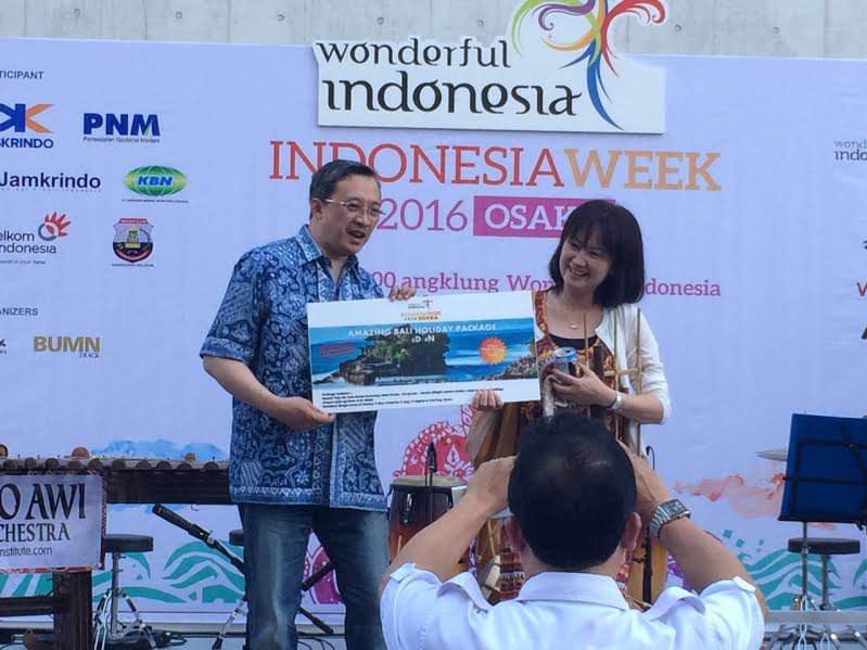 1.000 Angklung, Mengetuk Pintu Pasar Wisman Jepang