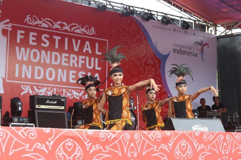 Kemenpar Gelar Festival Wonderful Indonesia di Sambas