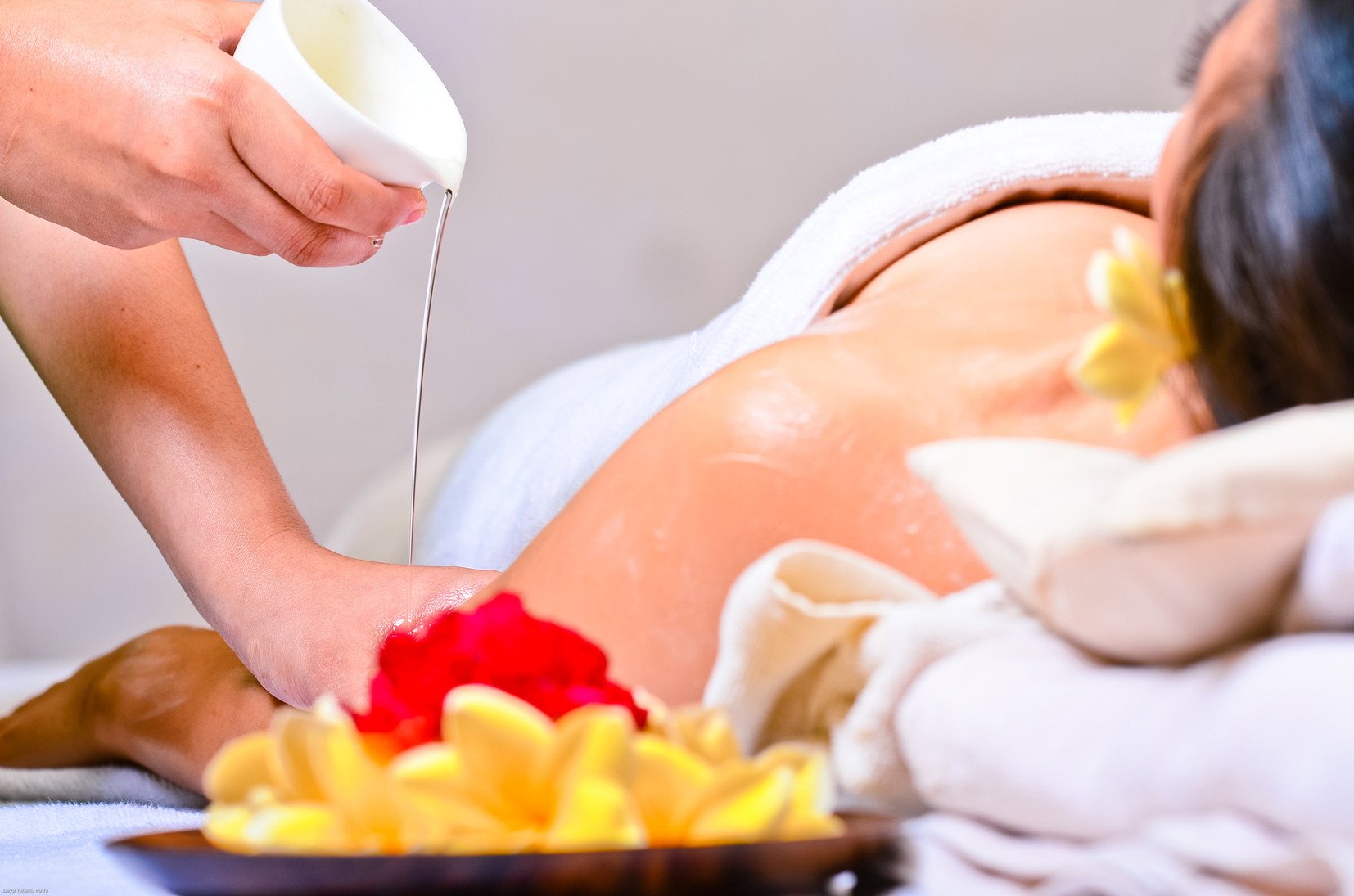 Candlelosophy, Healing Benefits of Candles at Eastern Garden by Martha Tilaar Spa