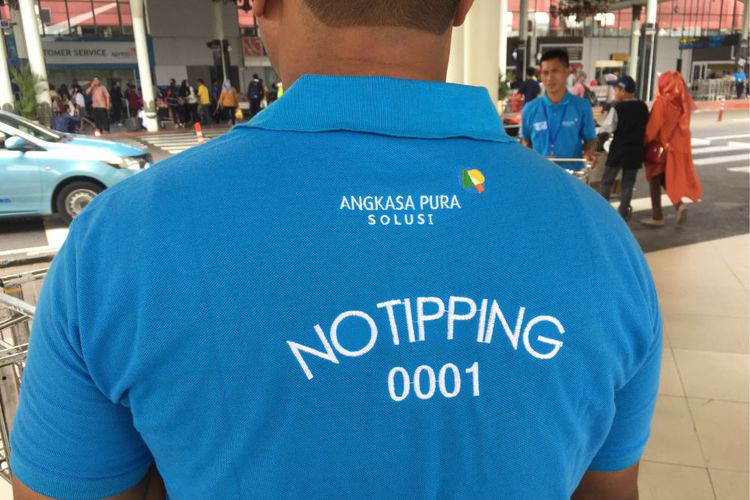 Sambut Hari Pelanggan, AP II Kampanye Service Excellent