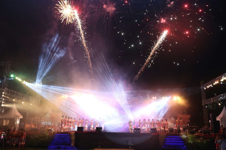 Pembukaan Pesona Mandiri Nusa Dua Fiesta 2017 Berlangsung Meriah