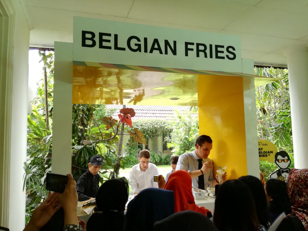 Belgia Lirik Pasar Kentang Goreng Indonesia