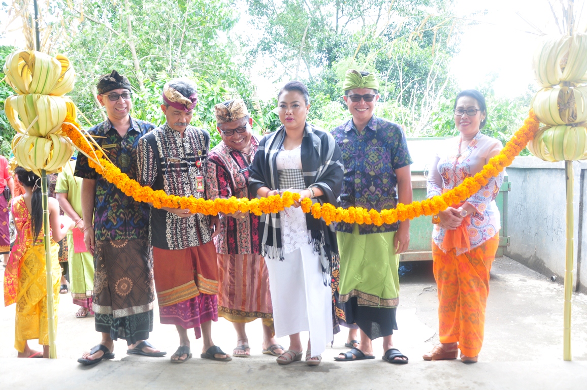 Bupati Tabanan Resmikan TPS 3 R di DTW Jatiluwih.
