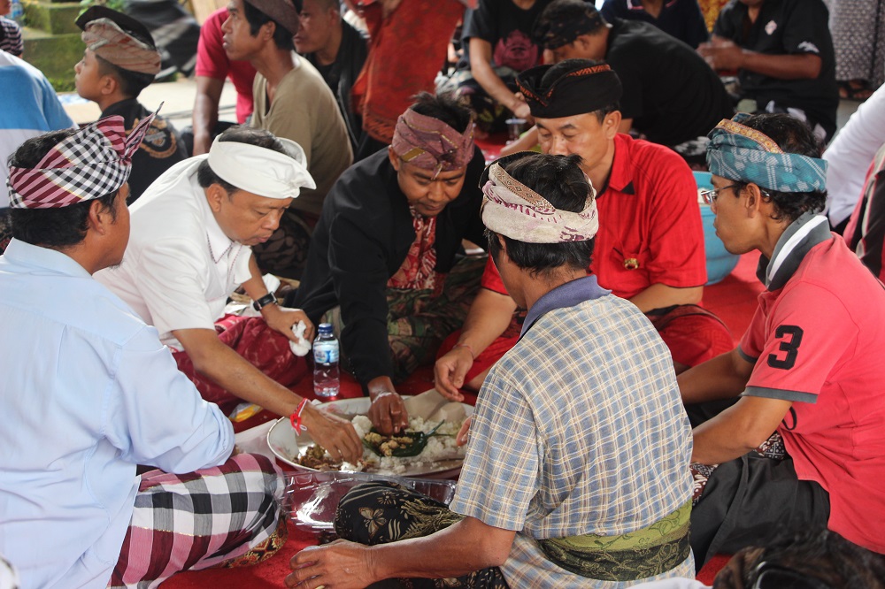 Koster – Cok Ace Ingin Tuntaskan Program Bedah Rumah di Bali