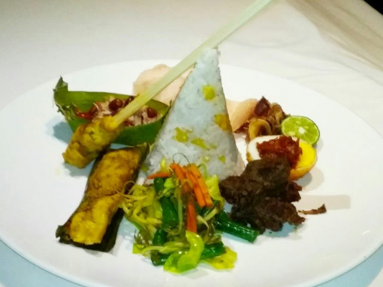 Mau Kuliner Enak dan Beda Setiap Hari? Coba di Pangi Restoran