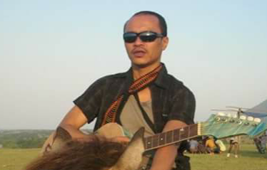 Mengenal Sosok Rensi Ambang, Penyanyi Fenomenal Asal Flores