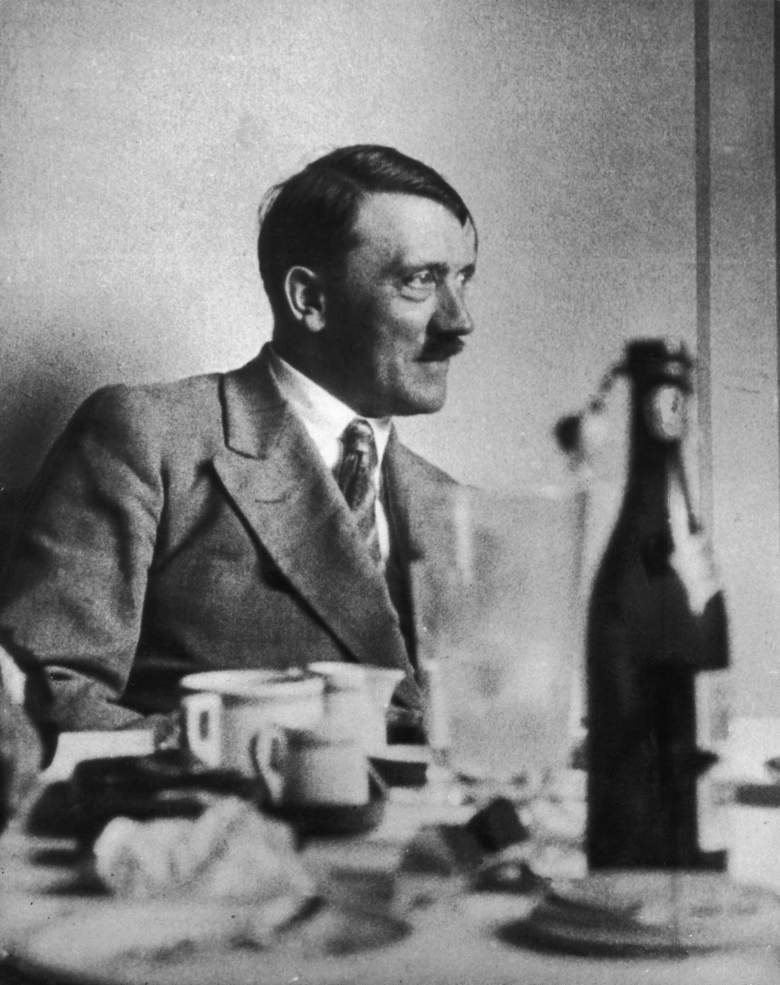 30 April 1945, Kematian Sang Fuhrer