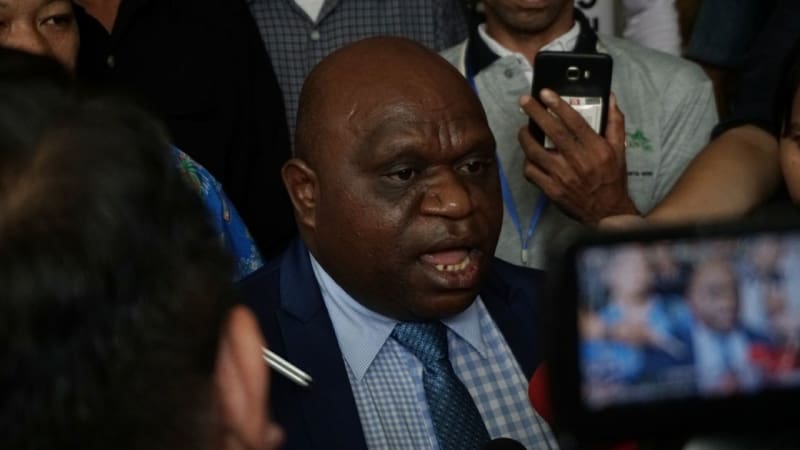 Ini Alasan Natalius Pigai Selalu Mengkritik Presiden Jokowi