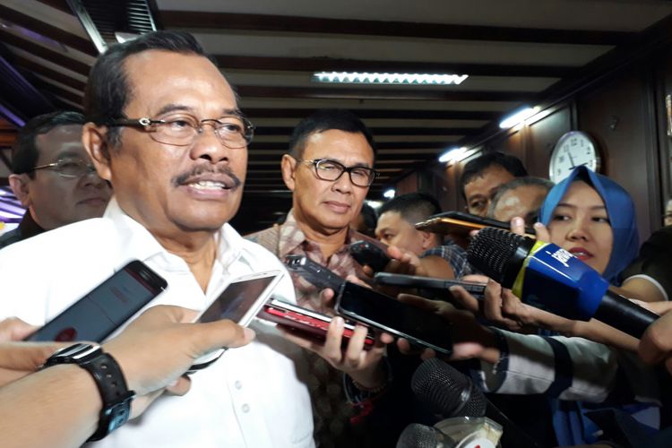 Jaksa Agung Tunggu Perintah Jokowi Tuntaskan Kasus HAM
