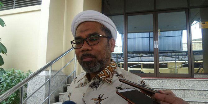 Ali Ngabalin Ingatkan Rizieq Shihab Jika Jokowi Juga Umat