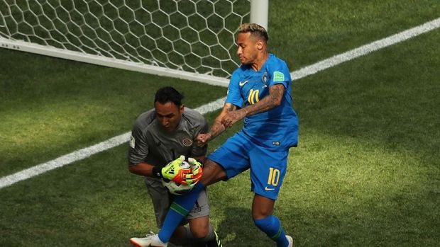 Gol dan Penalti Sempat Dianulir, Brasil Menang 2-0