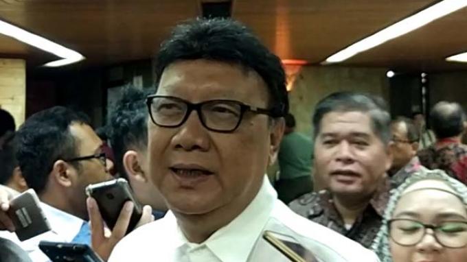 Tjahjo Kumolo Bela Djarot Soal e-KTP Palsu Domisili Medan