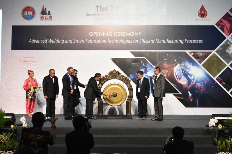 Bahas Teknologi Las, Tukang Las Dunia Bertemu di Nusa Dua Bali