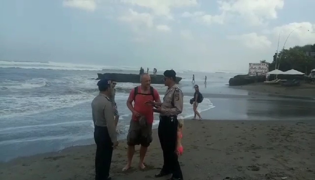 SatPolair Badung Waspada Gelombang Tinggi