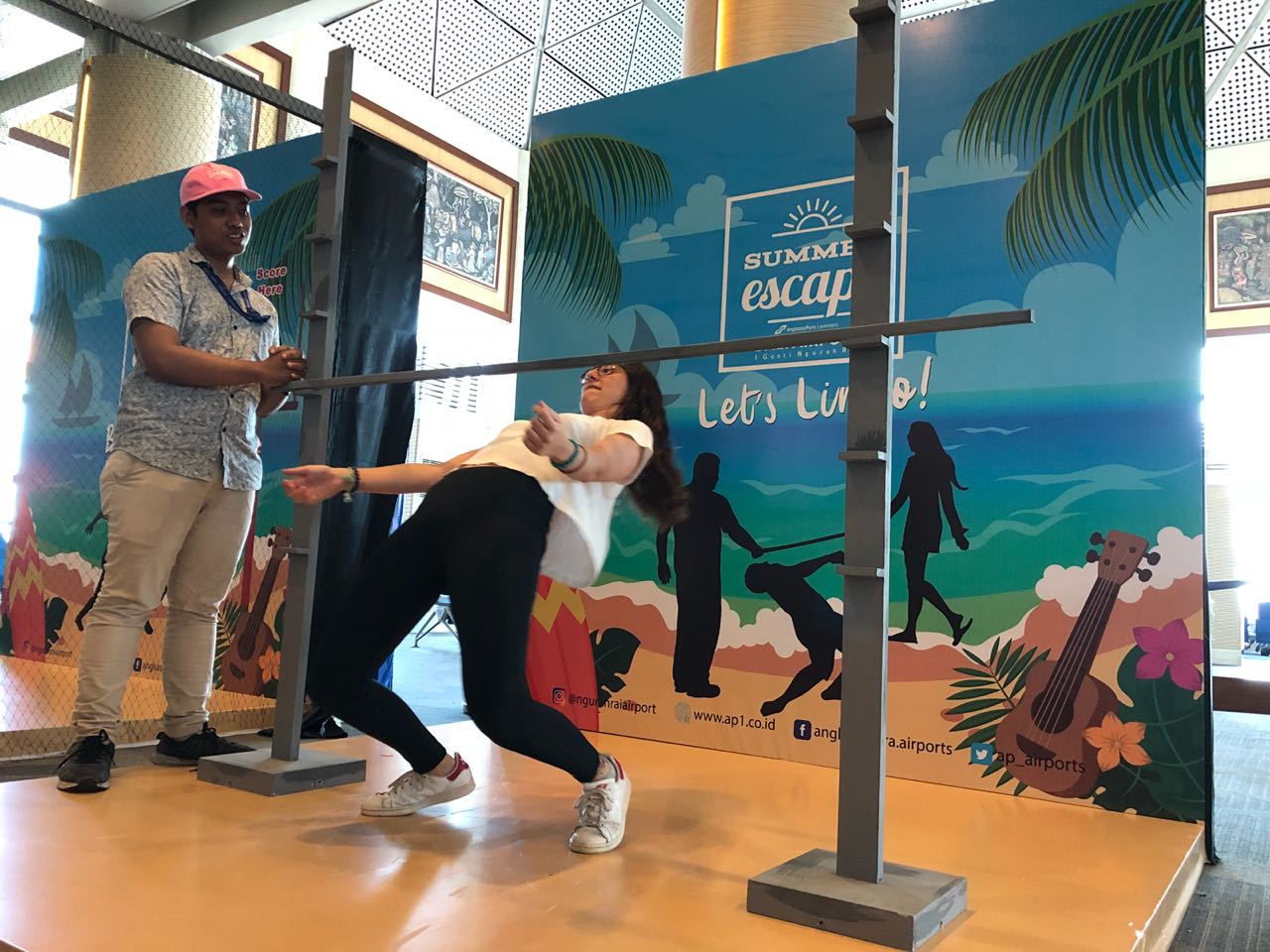 Bandara Ngurah Rai Sulap Suasana Musim Panas Sambut Penumpang