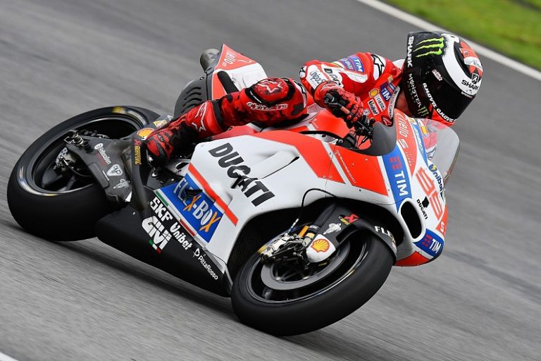 Lorenzo Menang MotoGP Austria 2018, Kalahkan Marquez