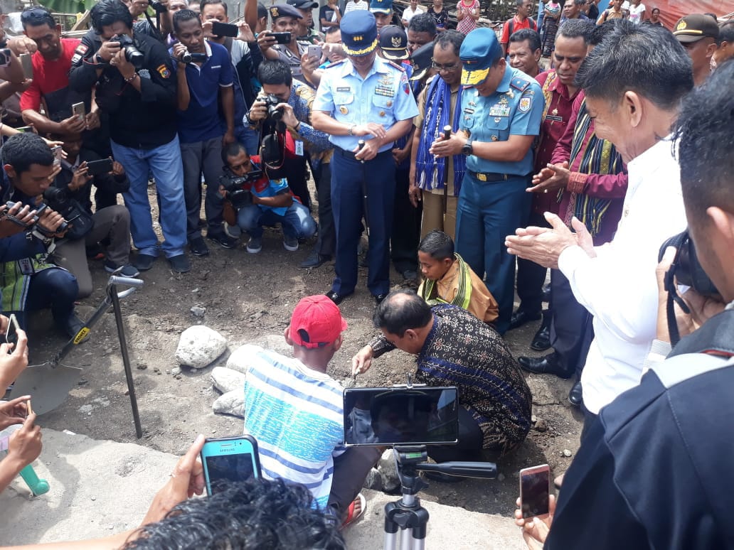 Penjabat Gubernur NTT Pimpin Peletakan Batu Pertama Bangunan Jhony Kala