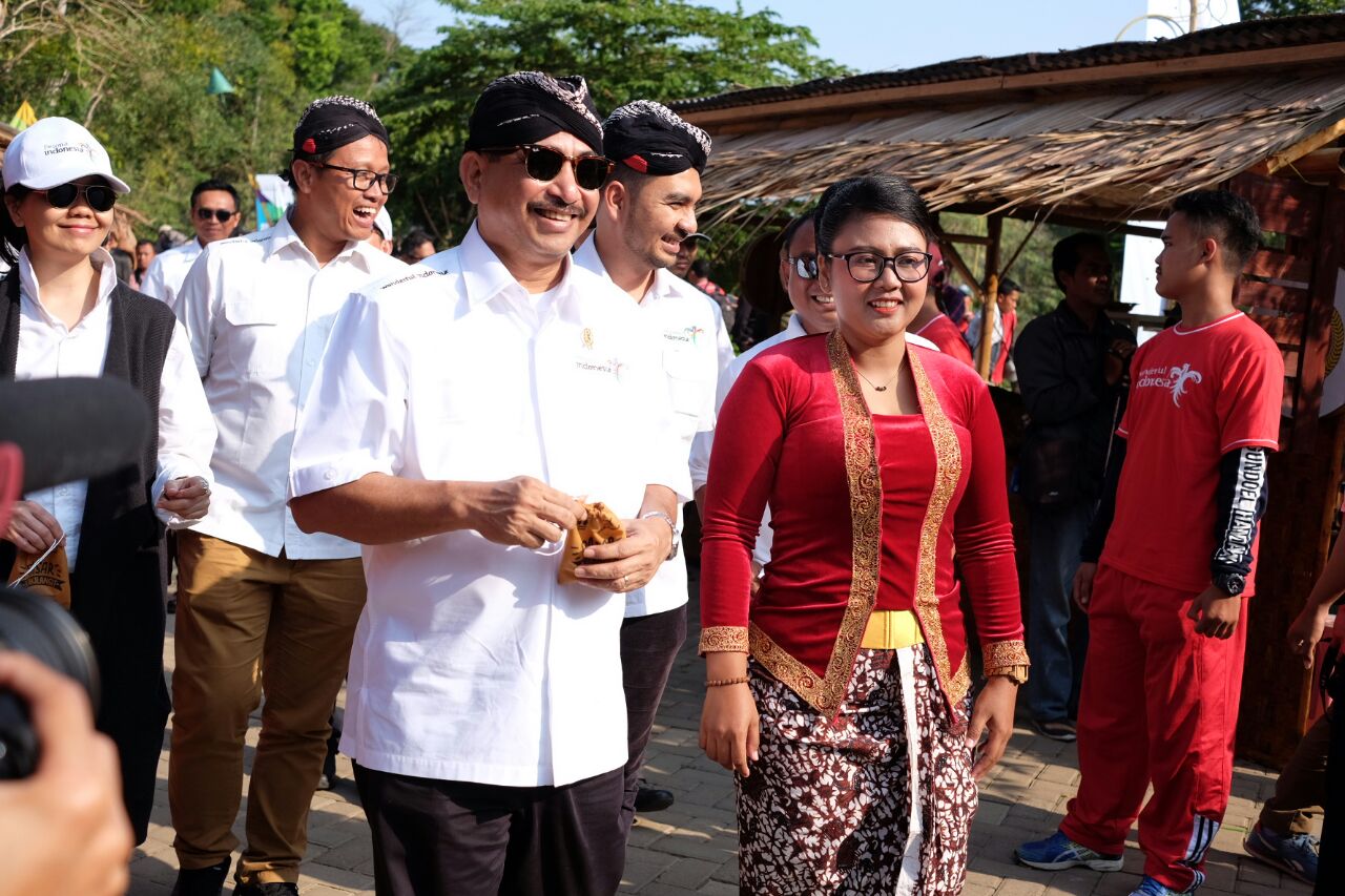 Makin Keren, Pasar Kakilangit Makin Diapresiasi Menpar