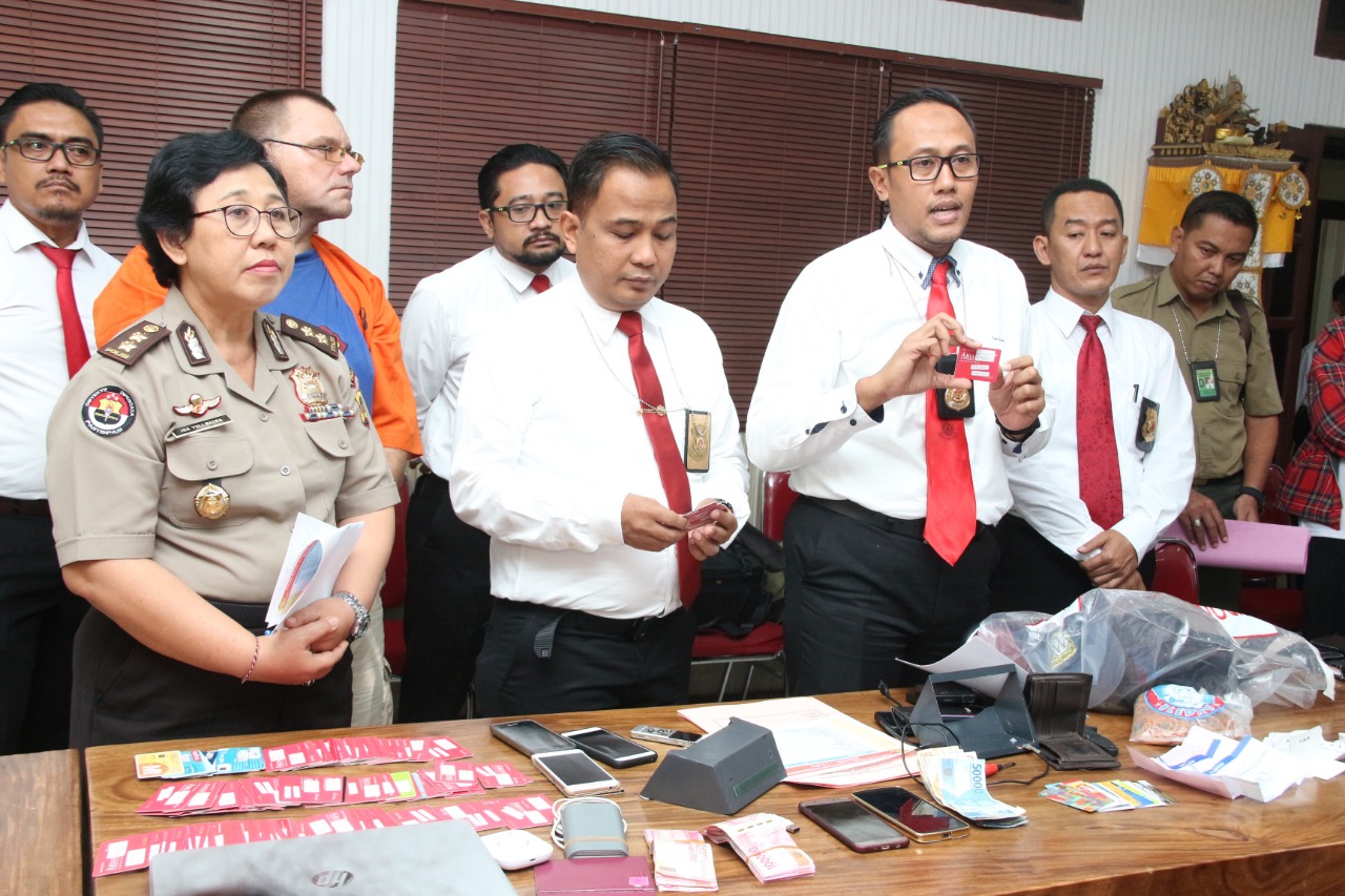 Polda Bali Ungkap Kasus Skimming Warga Bulgaria