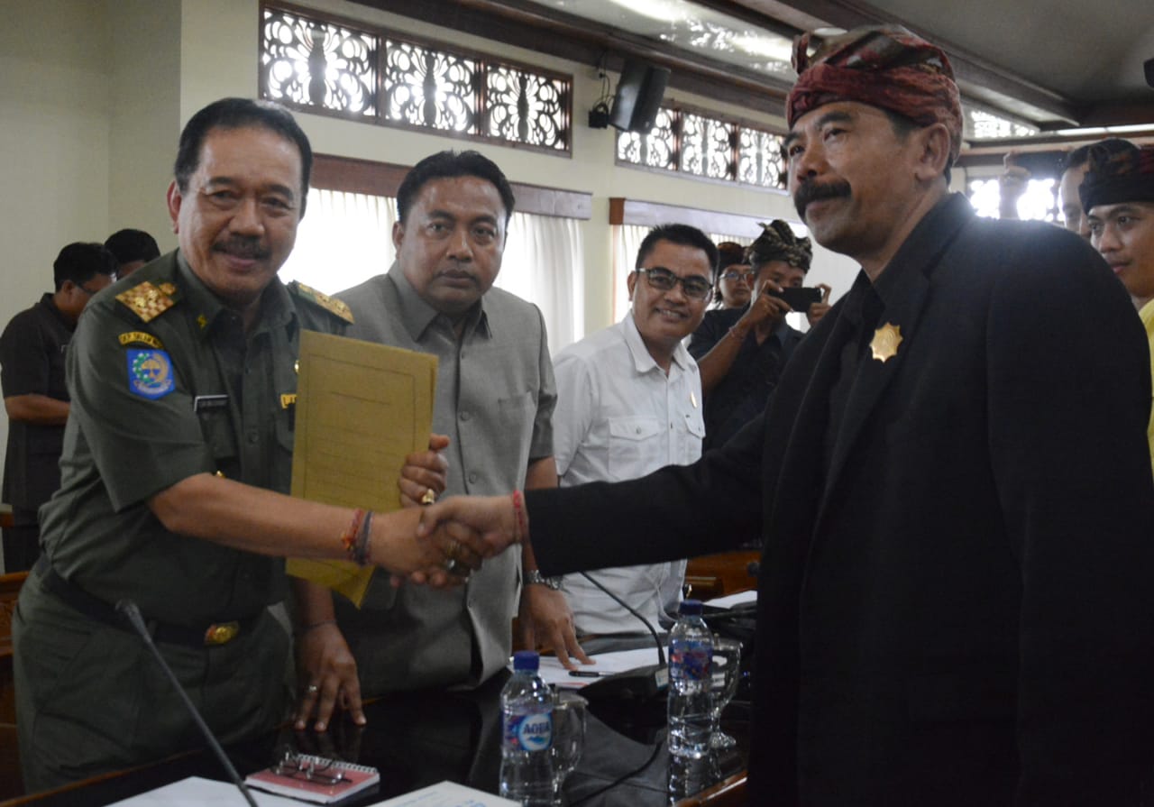 Wisatawan Sering Langgar Kawasan Suci, Pemprov Bali Segera Keluarkan Regulasi