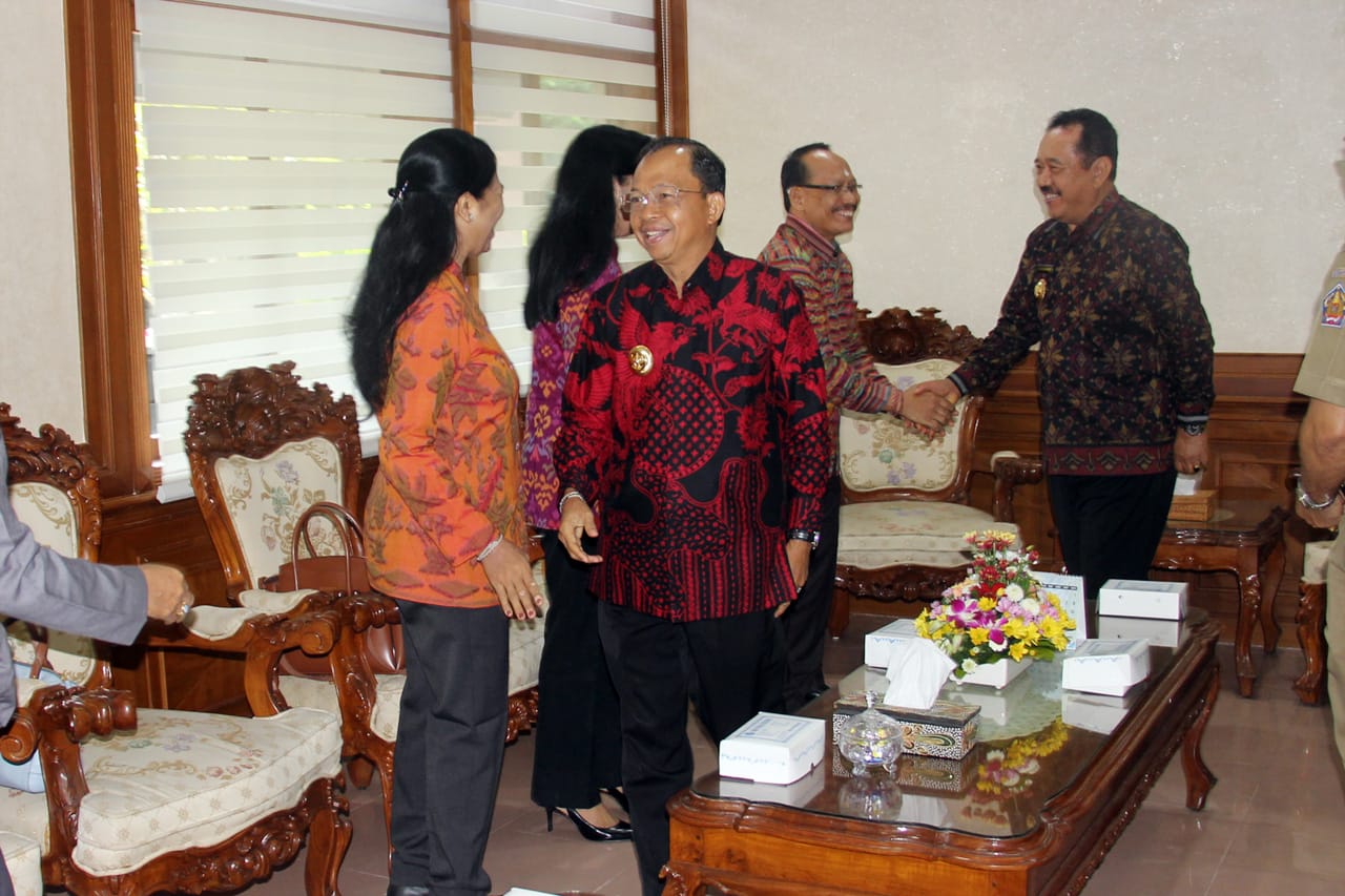 Jelang Konreg, KPUD Bali Sowan Ke Gubernur Koster