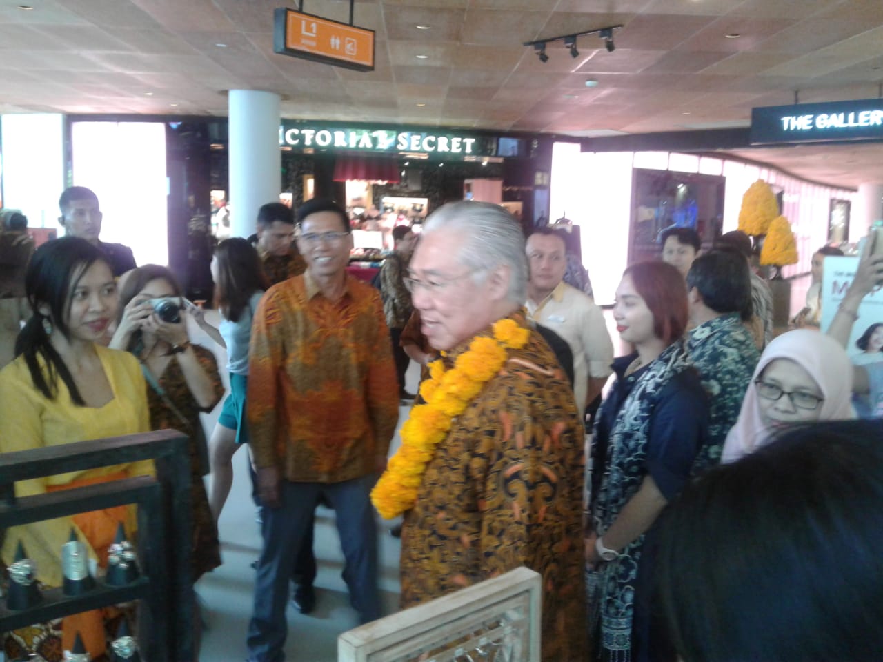 Mendag Bayar Satu Tusuk Rp 50 Ribu