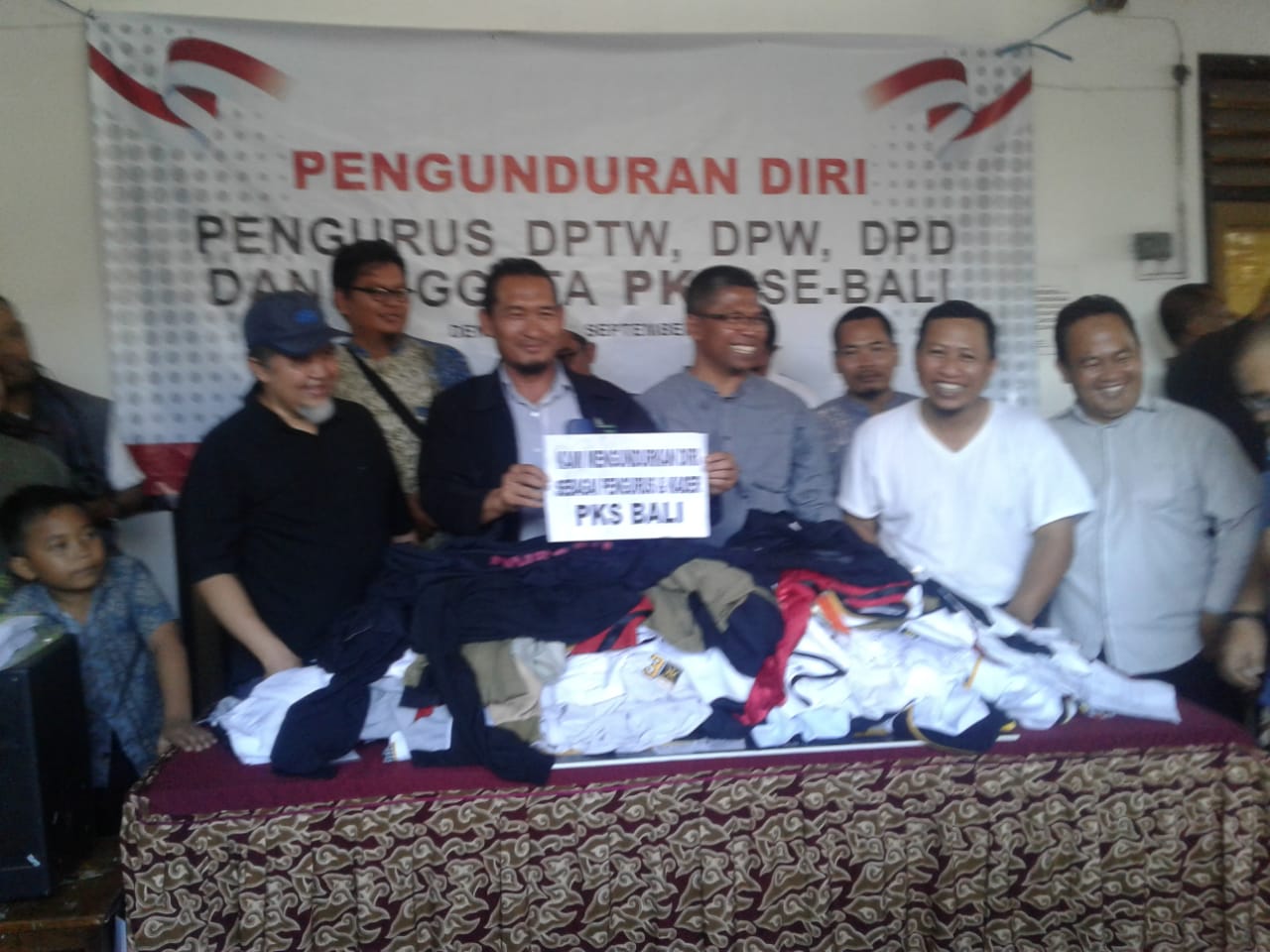 Di Duga Dukung Jokowi, Ribuan Kader PKS Bali Ramai-Ramai Mengundurkan Diri