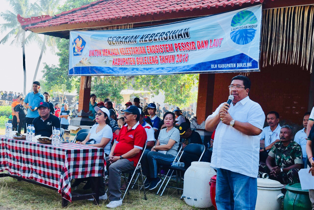 Jaga Lingkungan, DLH Buleleng Gelar World Clean Up Day Tahun 2018