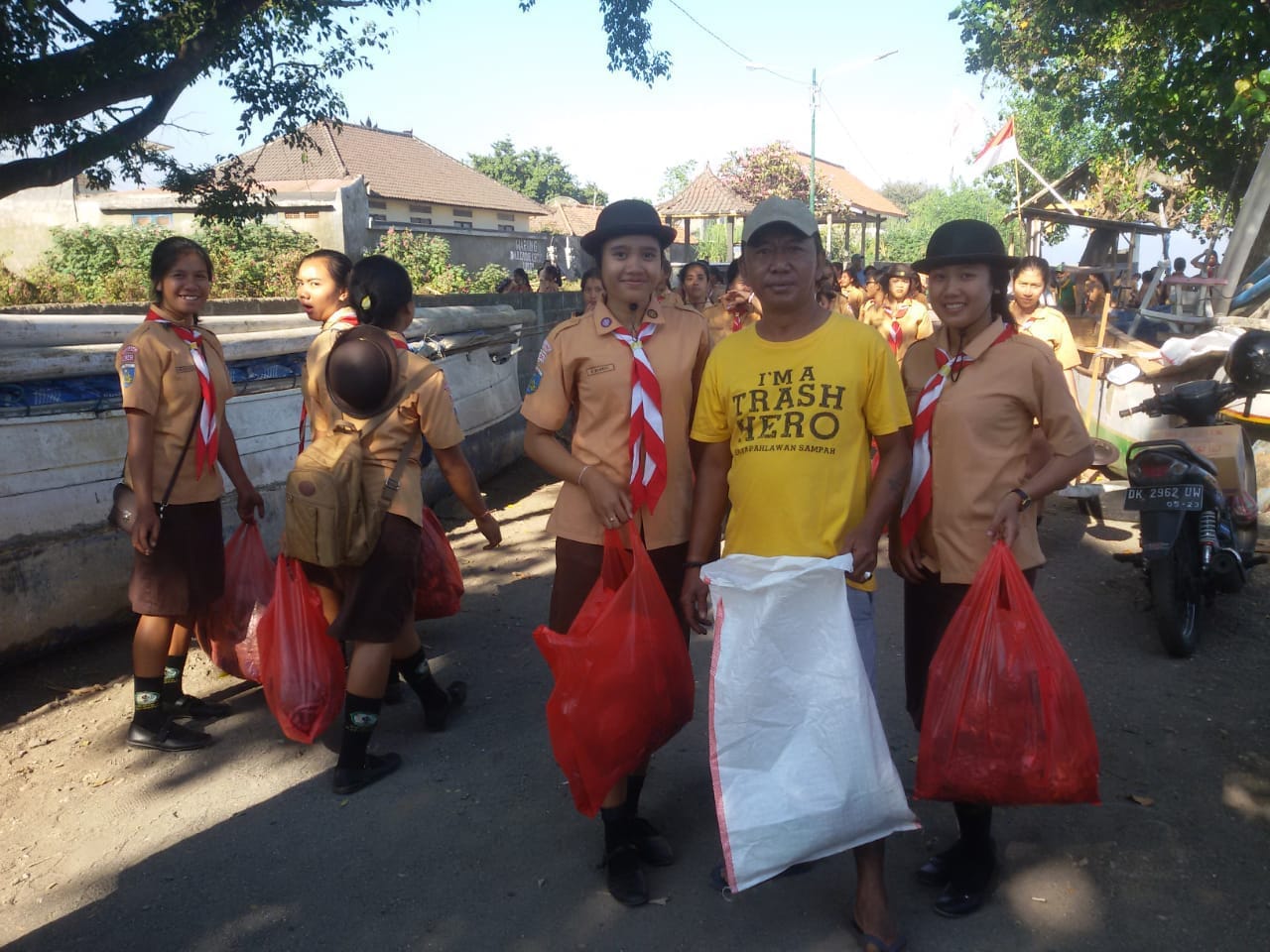 Pemkab Buleleng Komitmen Tangani Sampah