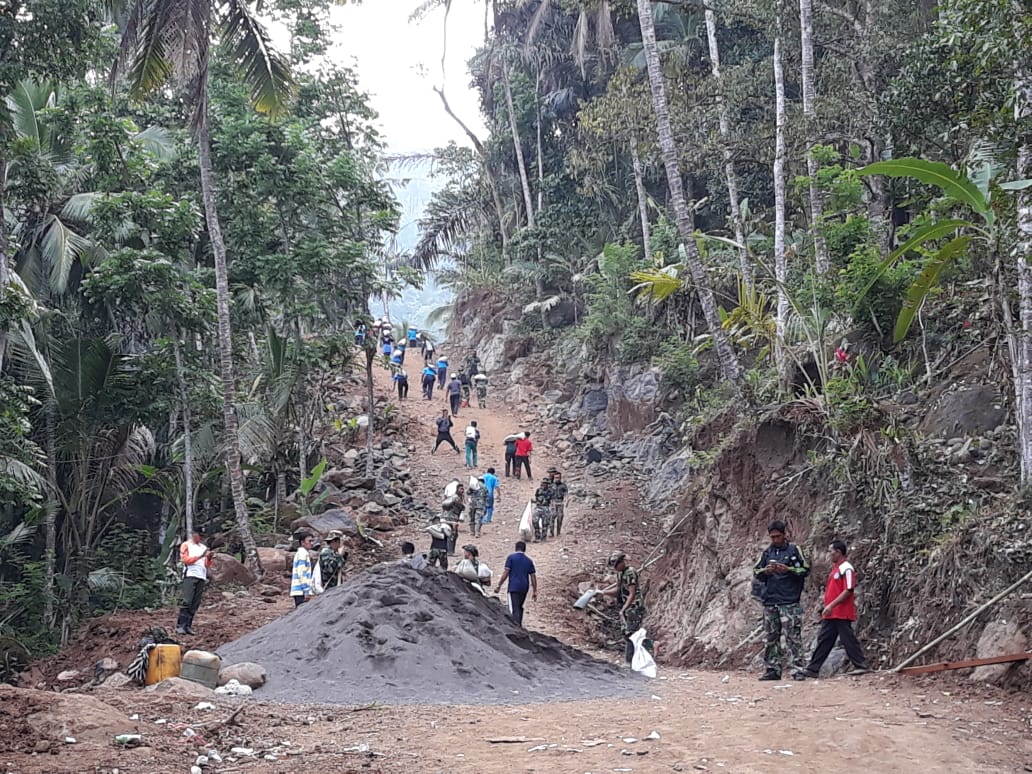 Warga Dusun Guminten Rasakan Manfaat TMMD Ke 103 Kodim Karangsem