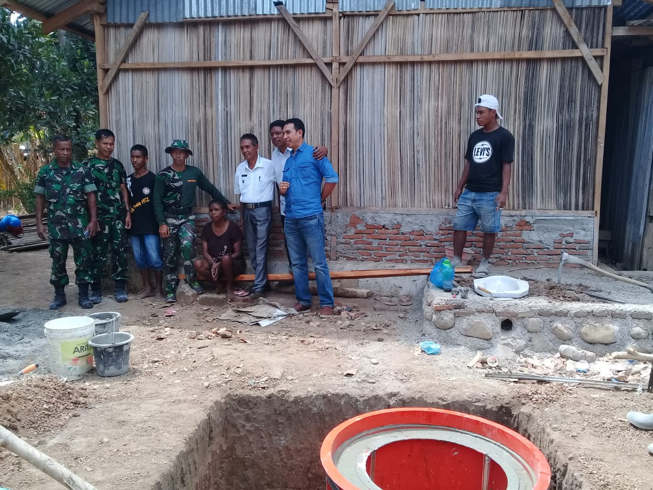 Koramil 01 Kota Atambua Gandeng PSHT Giat Sosial