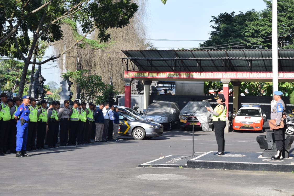 Polres Badung Gelar Apel Kesiapan Pengamanan Wilayah IMF-World Bank 2018