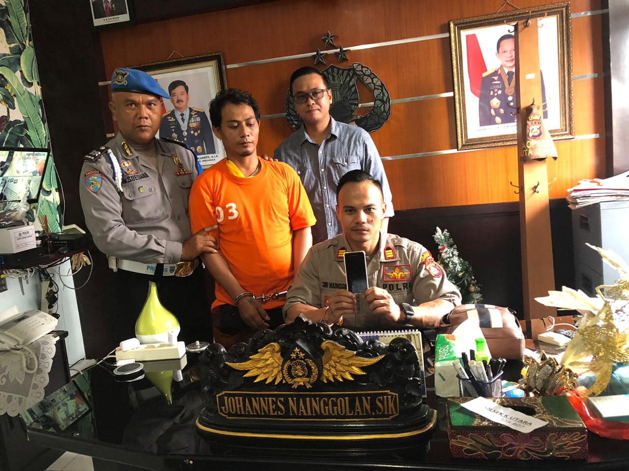 Penghuni Kos Mencuri HP Pemilik Rumah