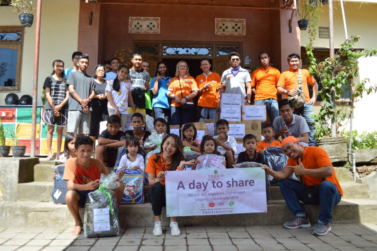Tauzia Hotels Regional Bali Mengunjungi Panti Asuhan Di Singaraja