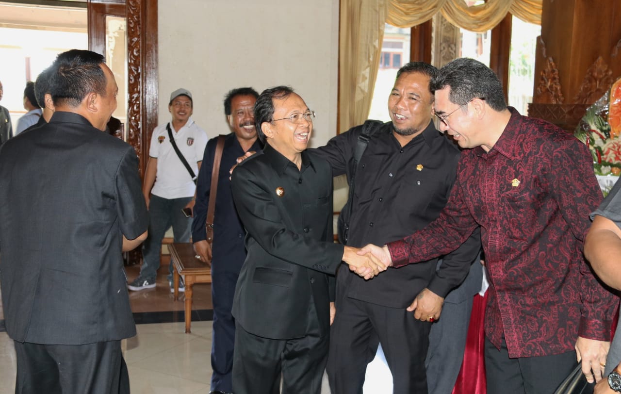 Dewan Bali Rampungkan 4 Raperda Strategis