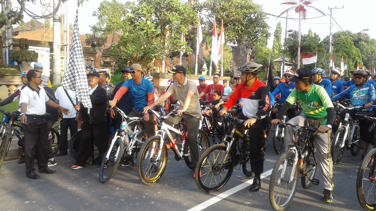 Dandim Dan Kapolres Bangli Gowes Bersama Di HUT PP Polri 2018
