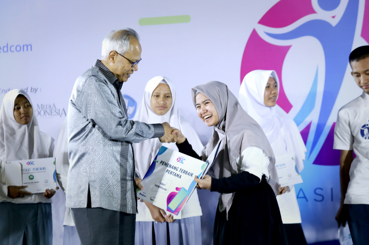 360 Siswa Terima Beasiswa Daring OSC Medcom 2018