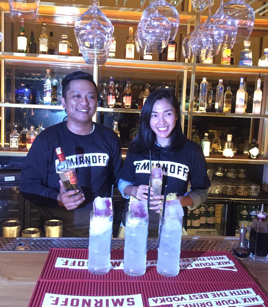 Smirnoff Mix It Up Hadirkan Cita Rasa Lokal Dalam Musik , Dan Cocktail