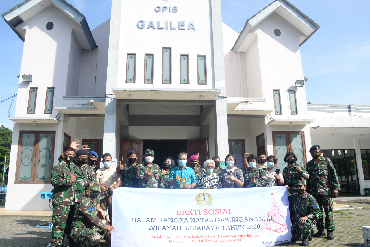Rayakan Natal, Prajurit TNI AL Wilayah Surabaya Gelar Kegiatan Sosial