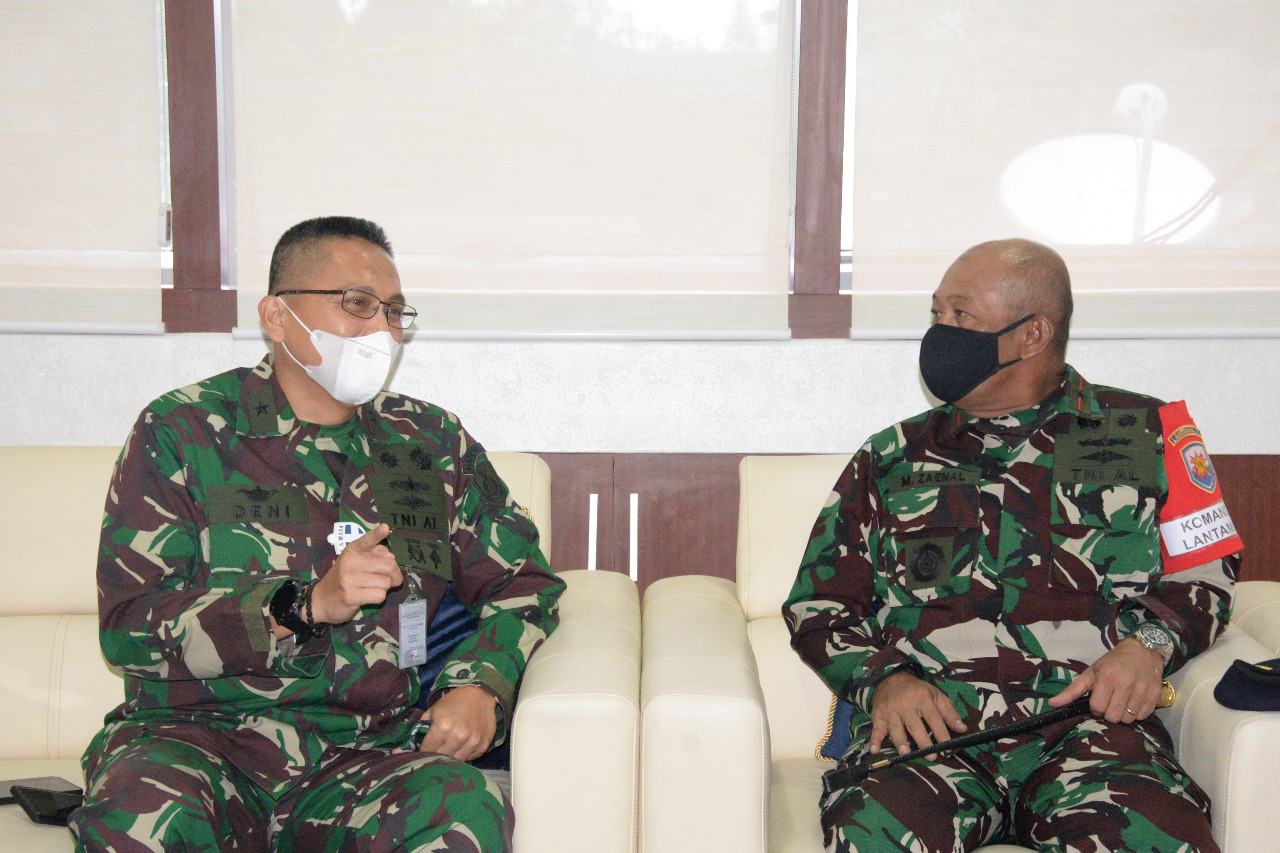 Lantamal V Terima Kedatangan Kadisminpersal Laksanakan Vicon dengan Kasal