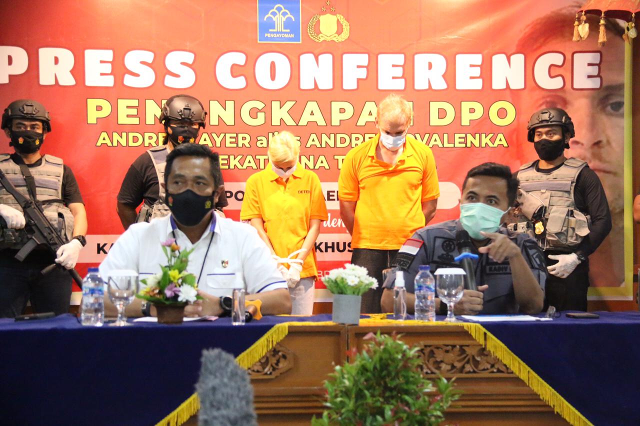 Dua Buronan Imigrasi Asal Rusia Ditangkap