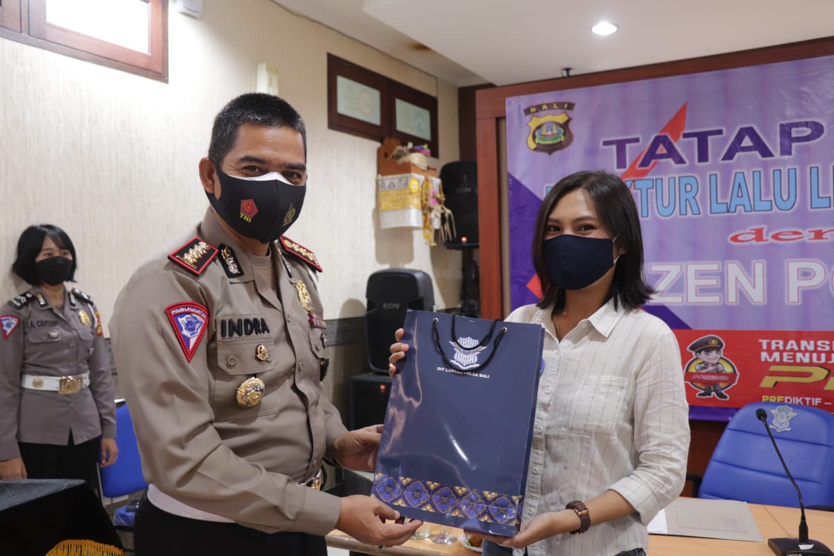 Tekan Lakalantas, Polda Bali Gandeng Admin Medsos Sosialisasi Kamseltibcarlantas