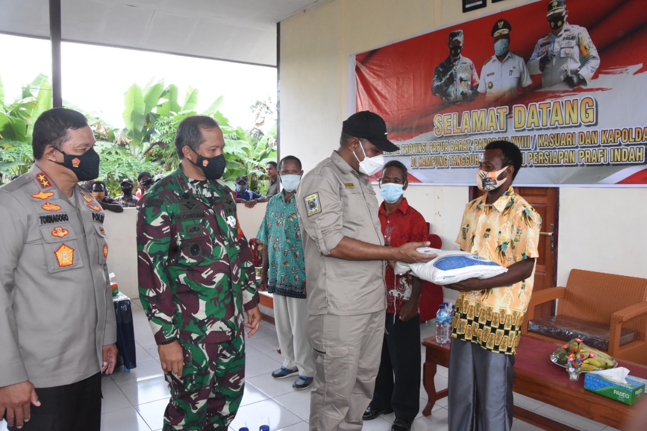 Pangdam XVIII/Kasuari Canangkan ‘Kampung Tangguh’ Papua Barat