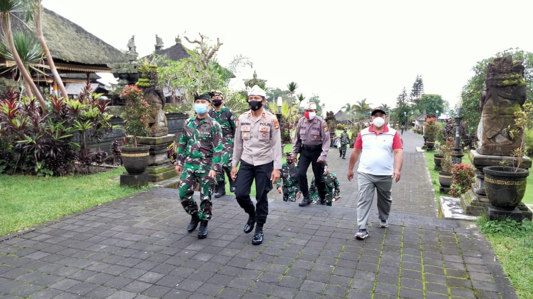 Perayaan Pagerwesi, Dandim Karangasem Ingatkan Penerapan Protokol Kesehatan