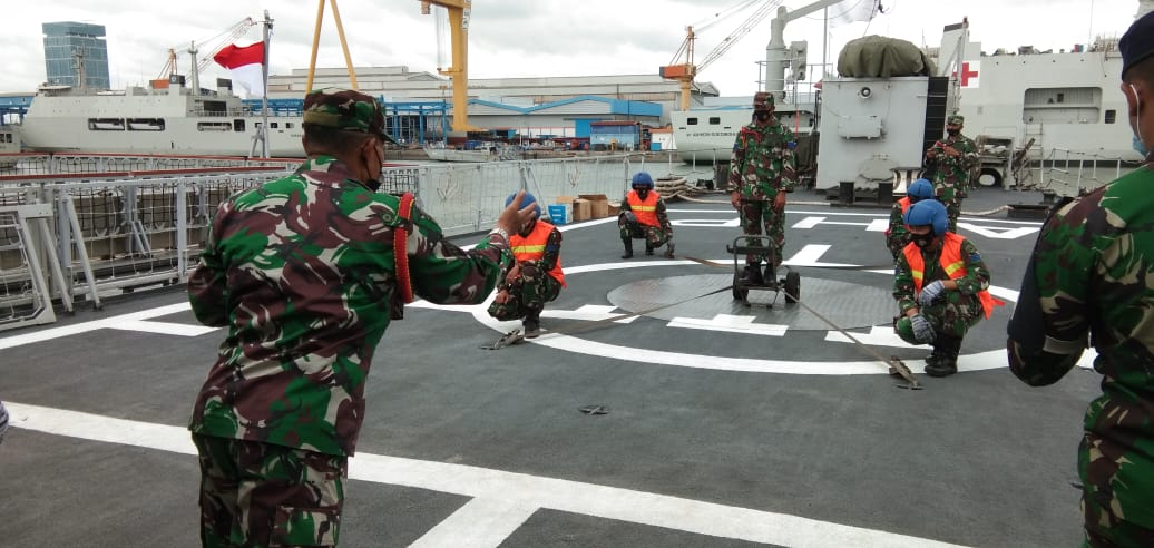 Prajurit Satkor Koarmada II Gelar Latihan Helly Deck Party