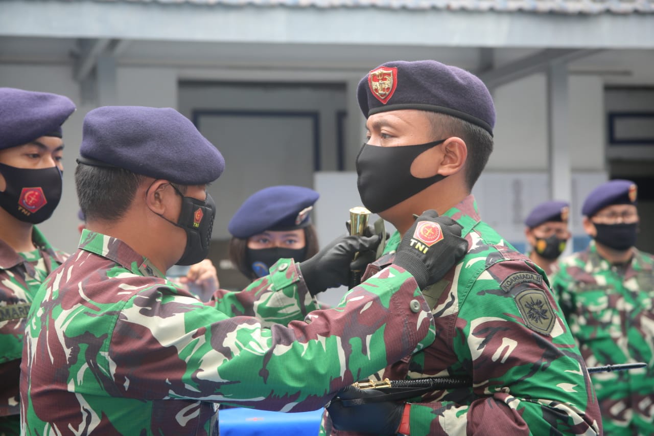 Mayor Laut (P) Nana Masihna Jabat Komandan KRI Soputan-923