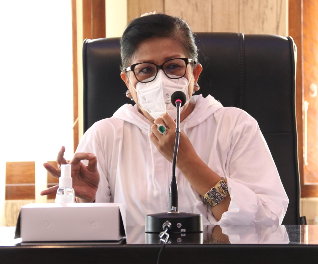 Ny Putri Koster Ajak Hayati dan Amalkan 10 Program Pokok PKK