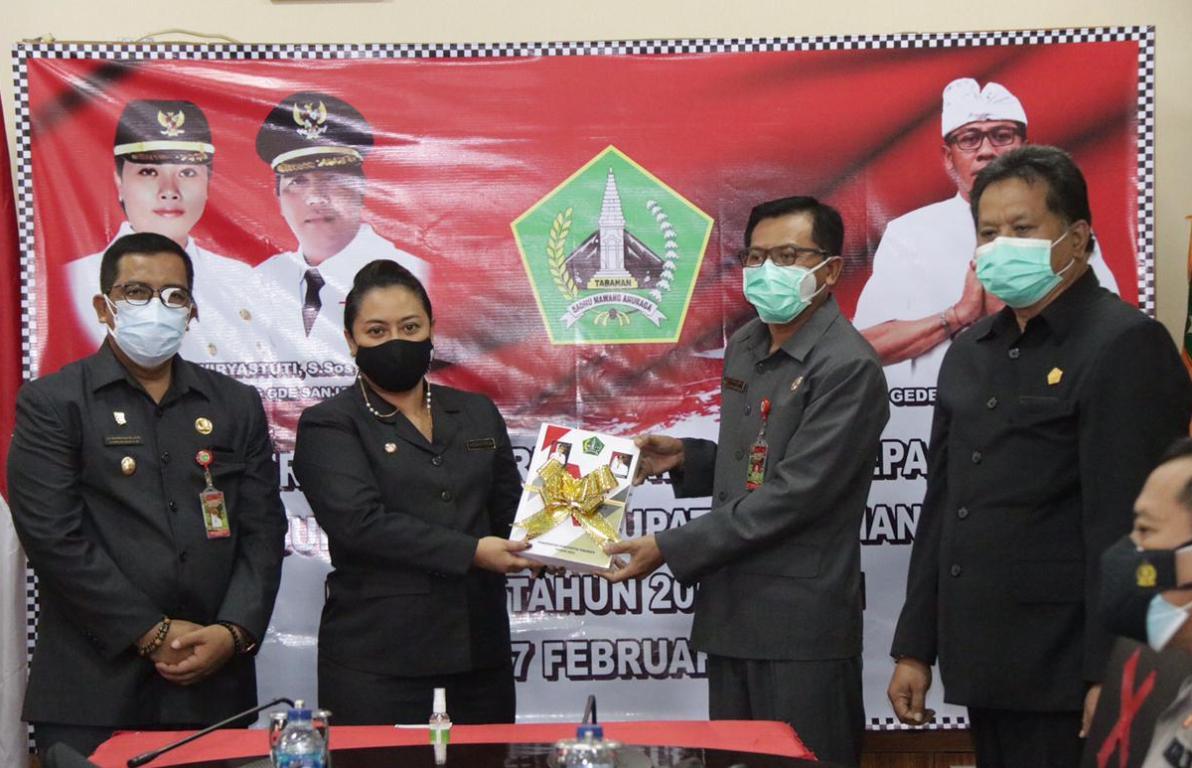 Bupati Eka dan Wabup Sanjaya Serahkan Amanah Memimpin Tabanan kepada Sekda I Gede Susila