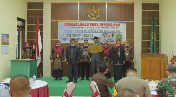 Pengadilan Agama Atambua Lakukan Pencanangan Pembangunan ZI Menuju WBK dan WBBM