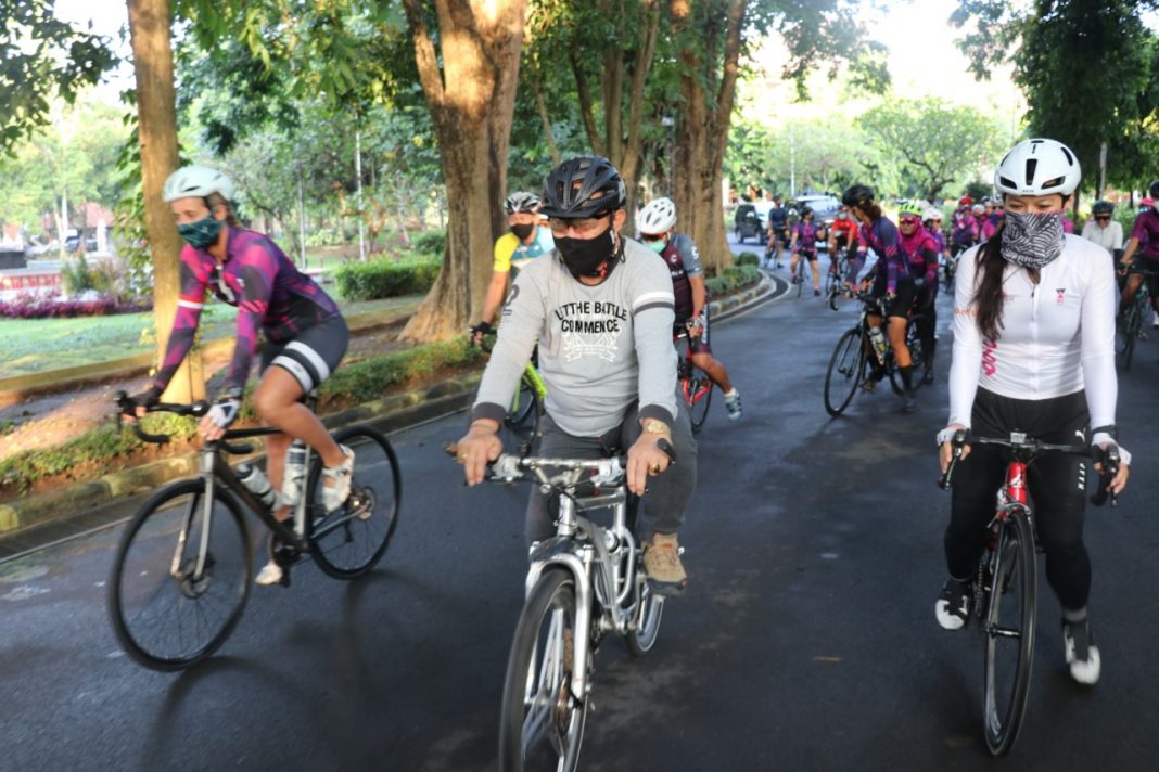 Wagub Cok Ace Apresiasi Peringatan International Woman’s Day oleh WCC